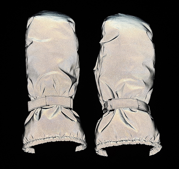 Reflekterande tumvantar